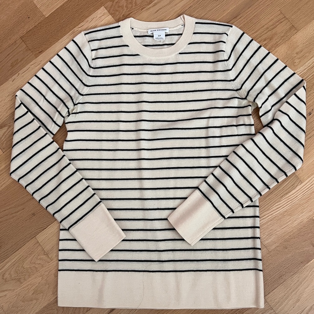 Club Monaco Sweater, size small